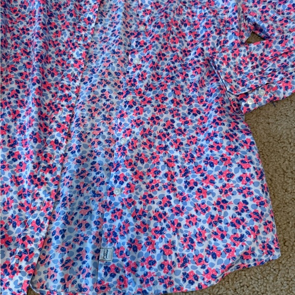 GAP Pink and Blue Button Down Shirt Floral Design - Picture 3 of 7